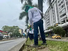 Con la estrategia ‘A pie de calle’, Alcaldía impulsa limpieza y cultura ciudadana de cara a la ‘Maratón de Cali 2025’