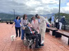 Un cumpleañero centenario hizo realidad el sueño de visitar el Eco-  parque Cristo Rey
