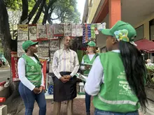 Transformación en la avenida Sexta: más limpieza, cultura ciudadana y  comercio activo gracias a los Promotores ‘Mi Cali Bella’