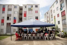 Mujeres reasentadas por el Plan Jarillón de Cali reciben formación para la prevención y atención de violencias basadas en género