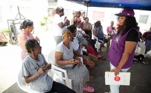 Mujeres reasentadas por el Plan Jarillón de Cali reciben formación para la prevención y atención de violencias basadas en género
