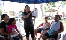 Mujeres reasentadas por el Plan Jarillón de Cali reciben formación para la prevención y atención de violencias basadas en género