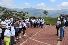 Estudiantes fortalecieron la barrera corta fuego de Cristo Rey: se  sembraron 200 plantas piro-resistentes