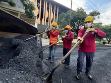 Secretaría de Infraestructura implementa plan de recuperación de vías barrio adentro para descongestionar el sur de Cali