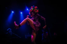 ‘Ópera Bufa’, la obra de teatro que nos invita a reírnos de nosotros mismos, este domingo en el FITCali 2025