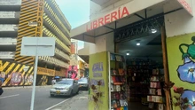 En la carrera 3 con calle 9, el arte y la música se fusionan dando nueva vida al centro