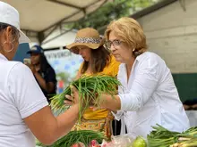 La Feria de Servicios ‘Volvamos a Mi Cali Bella’ llegó al corregimiento  de Navarro para atender a más de 400 personas