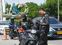Operativos conjuntos de Ejército y Policía se despliegan en puntos estratégicos de Cali