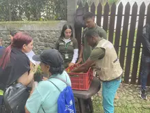 ‘Distrito + Verde’ llegó a Golondrinas con alegría, árboles y comunidad