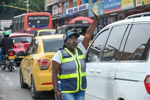 Más de 15 reguladores viales reforzarán la labor de los agentes de tránsito en Santiago de Cali