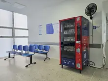 Santiago de Cali contará con la primera y única máquina dispensadora de autotest de VIH, condones y lubricantes