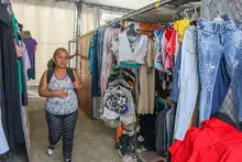 116 comerciantes se trasladan a la carpa para permitir la remodelación de la Plaza de Siloé