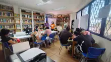 Si es con ella es contigo