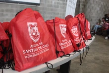 Víctimas del conflicto armado recibieron kits escolares