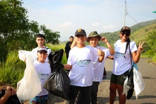 La UAESP lidera plogging por los 489 años de Cali: deporte y recolección de residuos