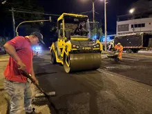 Primera capa de asfalto ya fue instalada en el cruce de la carrera 66 con calle 14; los trabajos finalizarán esta noche