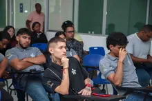 Biblioteca de la comuna 13 impulsa el emprendimiento a través de la música