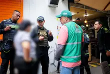 ‘Caza Infractor’, la estrategia que incentiva el sentido de pertenencia por Cali y sanciona el manejo inadecuado de residuos en espacios públicos