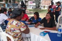 Alcaldía de Cali presente en el Bulevar de Oriente con Feria de  Servicios