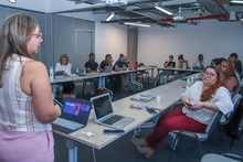 Alcaldía promueve el control social del liderazgo juvenil sobre proyectos de ‘Invertir para crecer’ e incentiva el uso del monitor ‘Pa’ que veás’