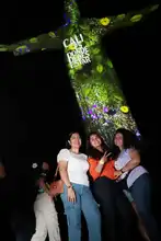 Así fue el ascenso para que caleños se gozaran el mapping en el monumento de Cristo Rey