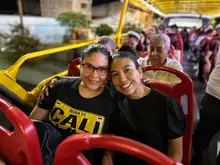 Inscríbase: bus turístico gratuito de Cali tiene recorridos nocturnos esta semana 