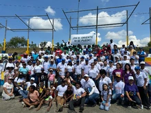 ¡Llano Verde florece en el cumpleaños de Cali! Comunidad y autoridades embellecen el Parque del Amor