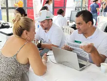 En la Feria de servicios Volvamos a Mi Cali Bella, la juventud fue premiada por CompromeTIO