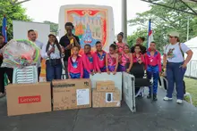 En la Feria de servicios Volvamos a Mi Cali Bella, la juventud fue premiada por CompromeTIO