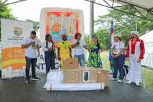 En la Feria de servicios Volvamos a Mi Cali Bella, la juventud fue premiada por CompromeTIO