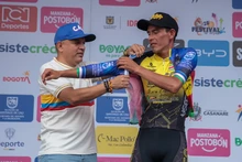 Yonathan Eugenio, mejor extranjero de la etapa 7 de la Vuelta a Colombia, se llevó la camiseta de la Alcaldía de Cali
