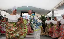 Adultos mayores se roban el show en el Petronio: Fundación ‘Mi Tierra Colombiana’ debuta con danza y tradición