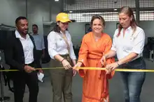 Cali, pionera en educación sostenible: lanzan el Primer Laboratorio de Autos Eléctricos en la Institución Educativa Oficial Antonio José Camacho