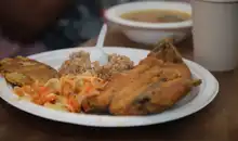 El sabor del Pacífico se toma el Petronio: cocineras y cocineros ancestrales comparten sus mejores recetas