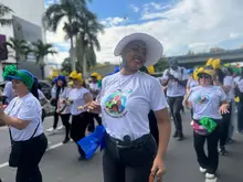 Las tradiciones del Pacífico llenaron de alegría y cultura las calles de Cali