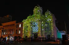 La magia del Pacífico iluminó la Catedral de San Pedro