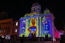 La magia del Pacífico iluminó la Catedral de San Pedro