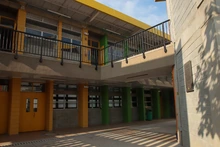 Con inversión de 9000 millones de pesos, alcalde Alejandro Eder entregó renovada sede educativa en la Comuna 8 de Cali