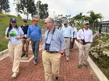 Cali fortalece sus alianzas internacionales con la visita de Audubon y  Americas Flyways Initiative al Ecoparque Cristo Rey
