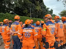 Alcalde Eder rechaza ataque terrorista en barrio La Base y ofrece recompensa de hasta $400 millones