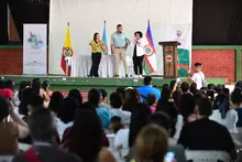 350 emprendedores caleños se forman en economía solidaria y crean la red RESO