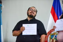 350 emprendedores caleños se forman en economía solidaria y crean la red RESO
