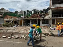 El miedo no nos detiene: Secretaría de Infraestructura recupera vías y andenes sobre la carrera 8, frente a la Base Aérea 
