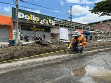 El miedo no nos detiene: Secretaría de Infraestructura recupera vías y andenes sobre la carrera 8, frente a la Base Aérea 