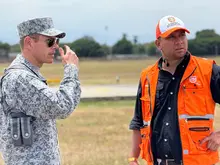 El miedo no nos detiene: Secretaría de Infraestructura recupera vías y andenes sobre la carrera 8, frente a la Base Aérea 