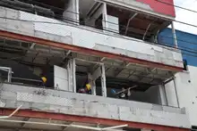 De los escombros a la resiliencia: conozca la historia de Miguel Rodríguez y el hotel Barceló, afectado por el atentado del 21 de agosto