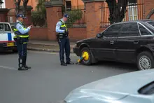 Así va la estrategia de los cepos vehiculares por mal estacionamiento en Cali