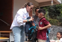 90 kits escolares fueron entregados a estudiantes de primaria del corregimiento de Villacarmelo 