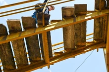 Se inicia el proceso de recuperación y mantenimiento de puentes peatonales en las comunas 7 y 17