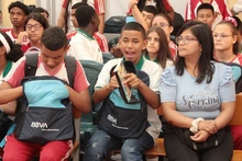 66 jóvenes y adultos de la IEO de Santa Librada recibieron kits escolares
